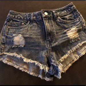 New distressed high waisted denim jeans